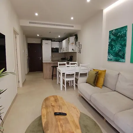 Appartement Antika 1a *